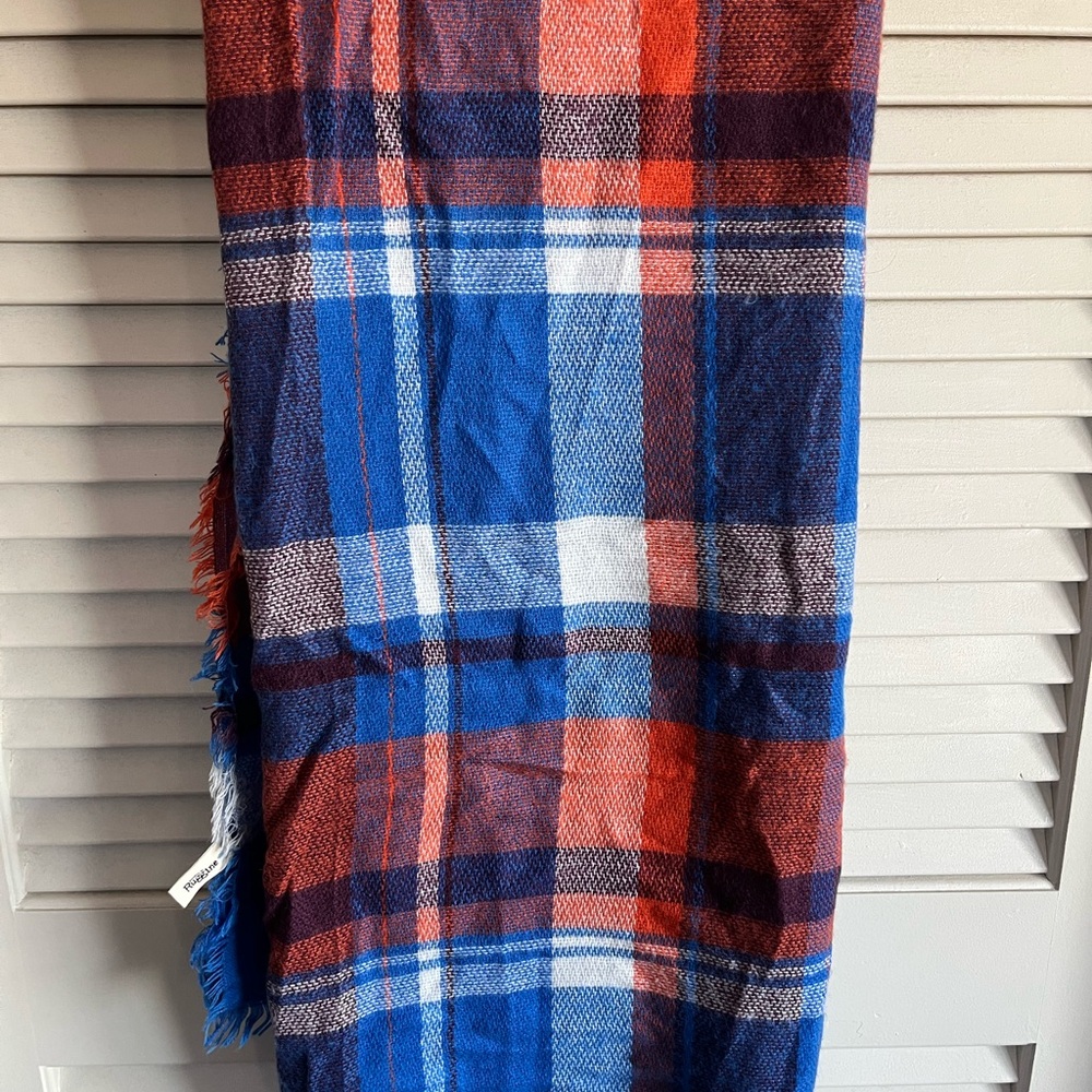 Plaid Scarf in Blue and Red